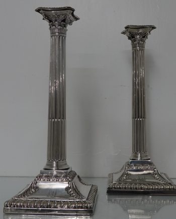 pair candlesticks