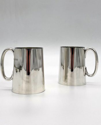 pair pint mugs